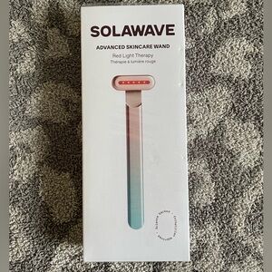 BRAND NEW Solawave 4-in-1 Skincare Wand